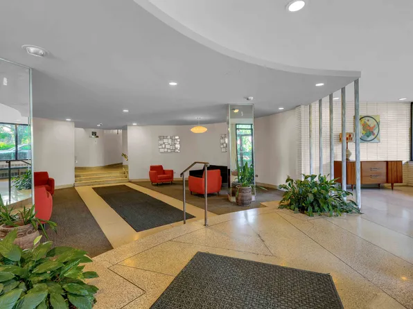 1818 Newkirk Avenue image 10 of 14