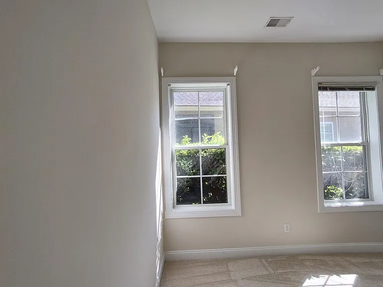 38 Glencairn Ave — Photo 9