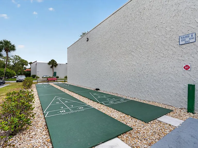 3273 Beneva Rd #203 — Photo 41
