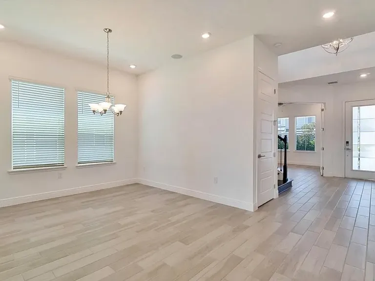 7446 Alpine Butterfly Ln — Photo 11