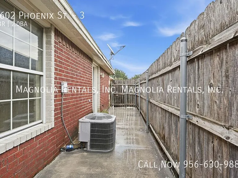 1602 Phoenix St #3 — Photo 15
