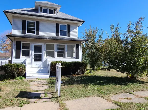 1108 3rd Ave, Sterling, IL 61081
