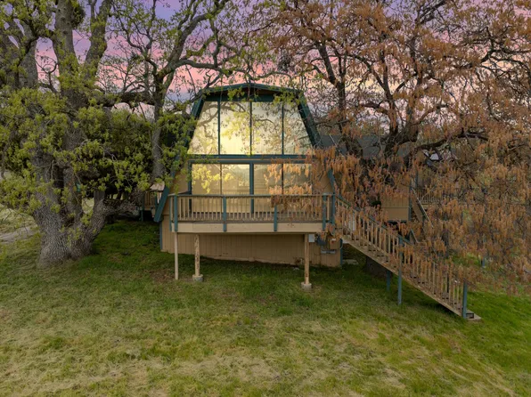 30301 Knight Ct, Tehachapi, CA 93561