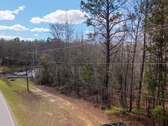 3rd image of 5277 Farmers Bridge Rd
