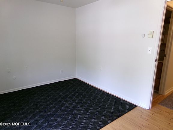 3rd image of 160 Gramercy Ct