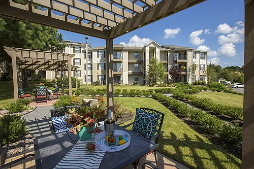 The Lexington Apartments Photo 1