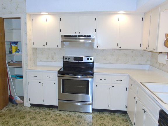 5th image of 9209 Ramblewood Dr