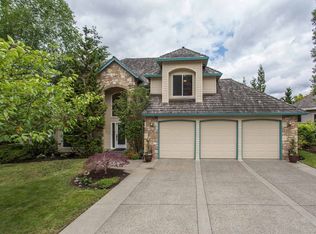 17742 Marylcreek Dr, Lake Oswego, OR 97034