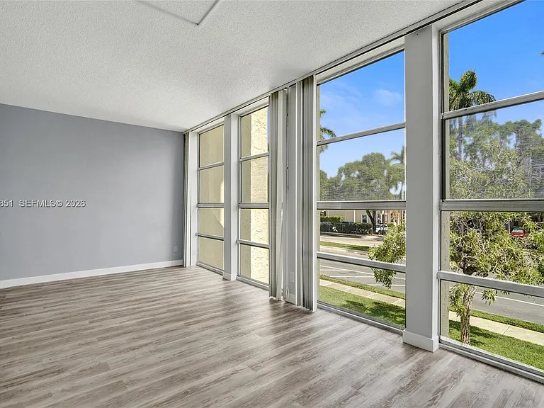 2000 Atlantic Shores Blvd #207 — Photo 7