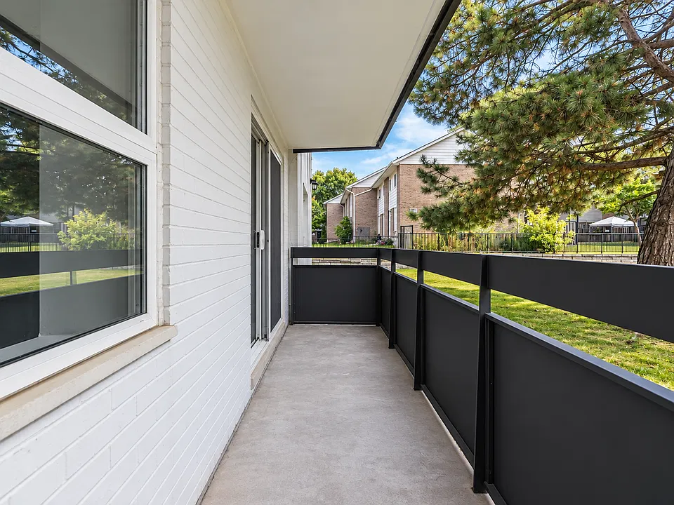 33 Dawson Rd