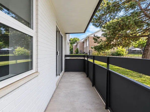 33 Dawson Road