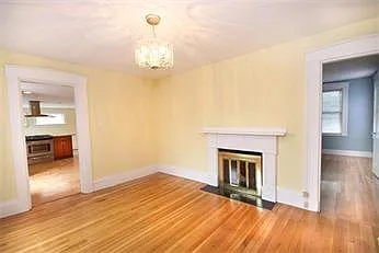Building Photo - 249 Emerson St #1