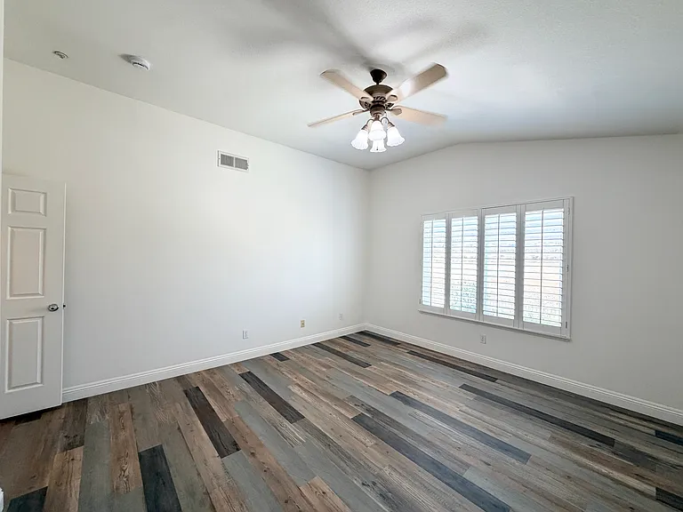 15096 Fox Ridge Dr — Photo 18