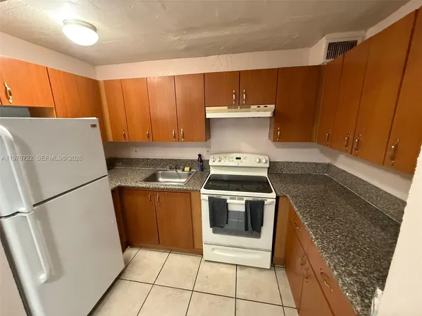 4732 SW 33rd Ave APT 103, Fort Lauderdale, FL 33312
