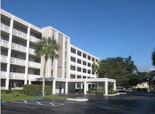 8735 Ramblewood Dr APT 111, Coral Springs, FL 33071