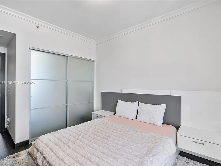 17875 Collins Ave #3005 — Photo 35