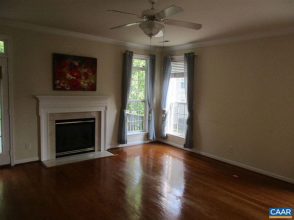 4th image of 3419 Turnberry Cir