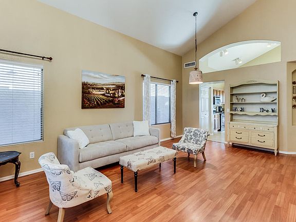 3rd image of 1357 N Balboa Dr