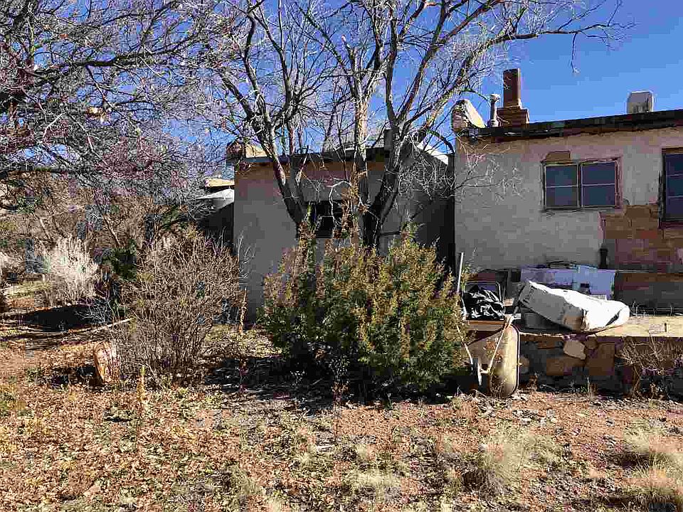 2nd image of 3 Jose Y Elena Ln