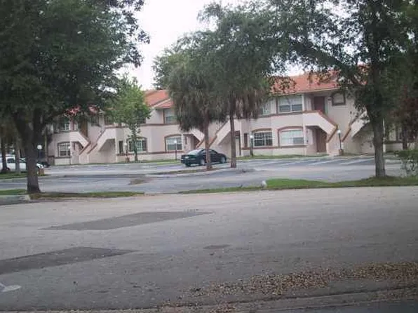 11441 NW 42nd St, Pompano Beach, FL 33065