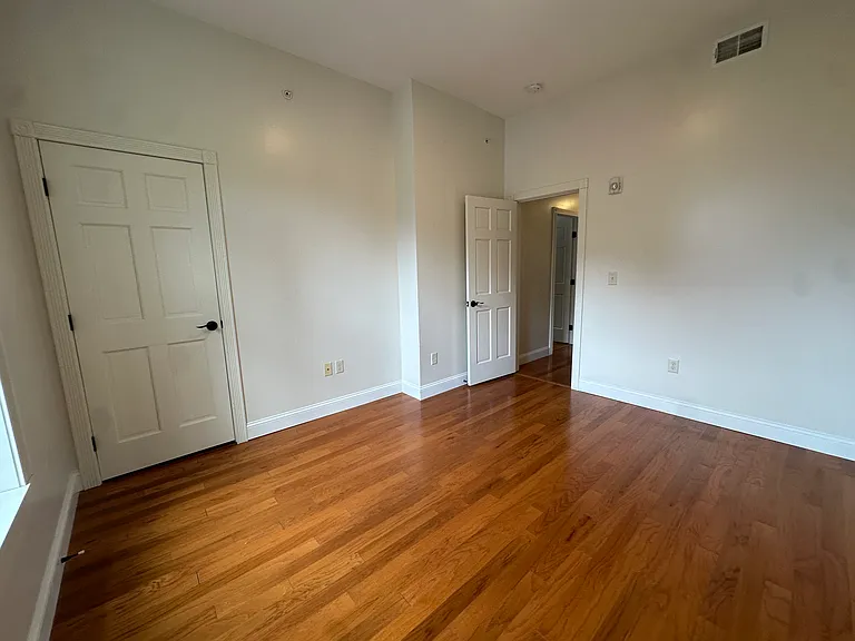 104 N Aurora St #2N — Photo 34