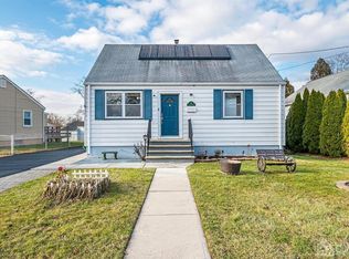 96 Prospect Ave, Edison, NJ 08817