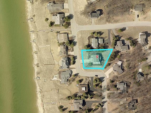 2nd image of 9434 Whispering Sands Dr