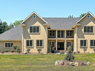 50 S Glen Rd, Kinnelon, NJ 07405