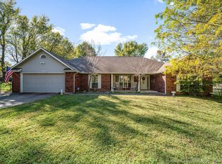 25886 S Ridgeview Rd, Claremore, OK 74019