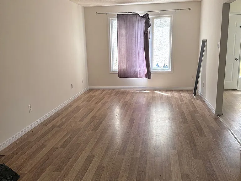 188 Ensign Dr — Photo 7