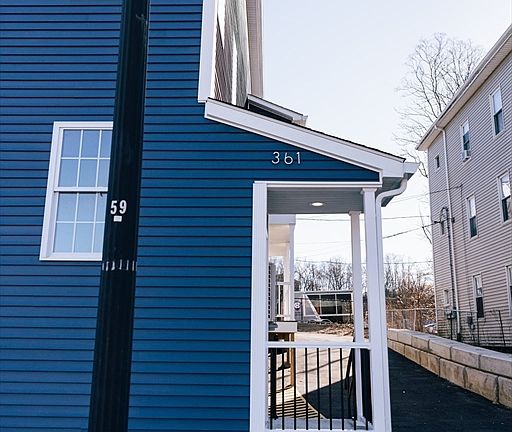 2nd image of 361 Shrewsbury St