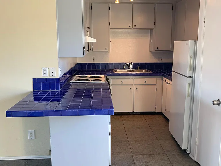 4404 Bond St #N — Photo 2