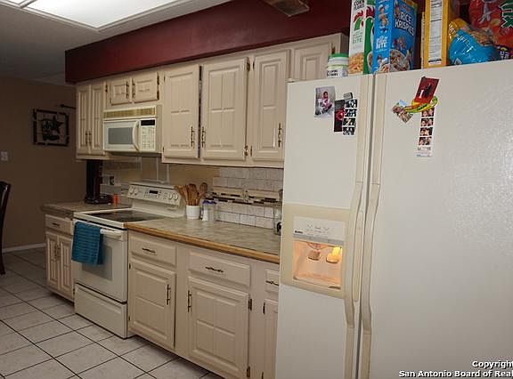 4th image of 7834 Hawk Trail St