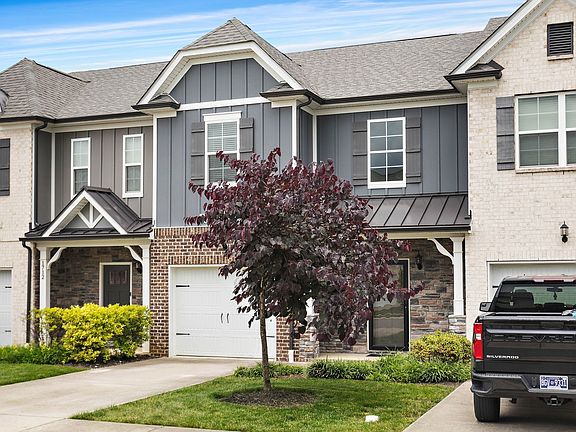 4th image of 1710 Lone Jack Ln
