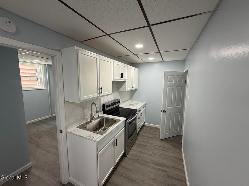 2nd image of 1671 Broadway #1-4