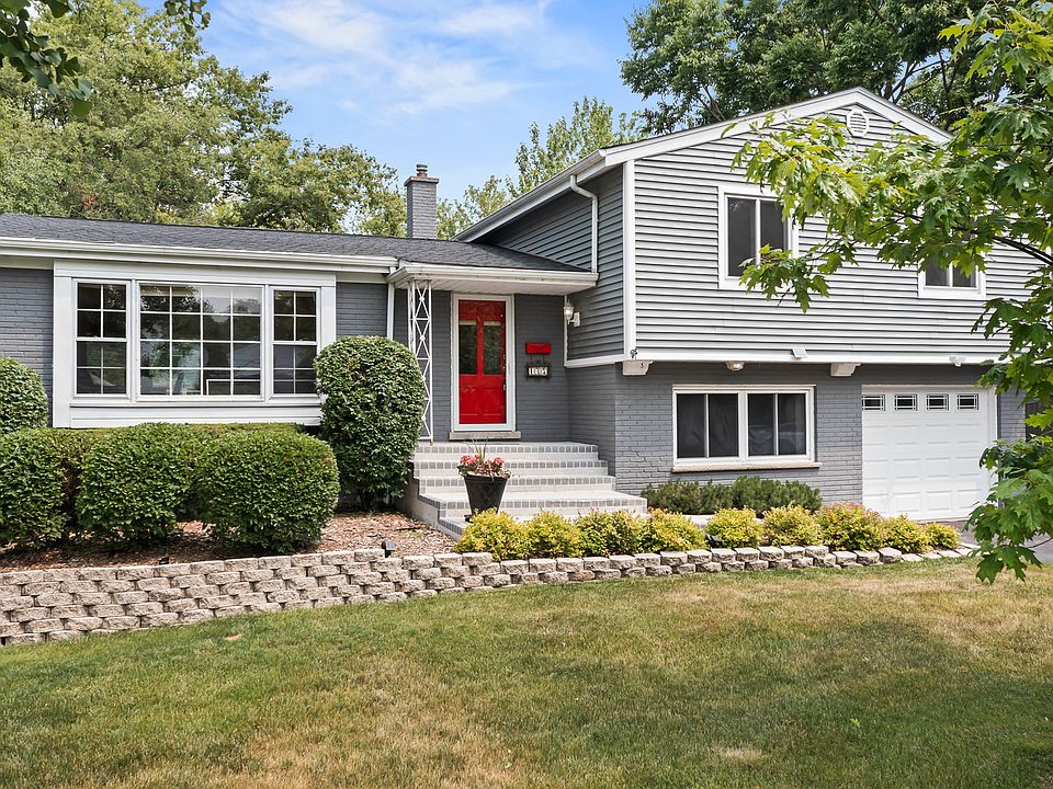 1st image of 137 Forestway Dr