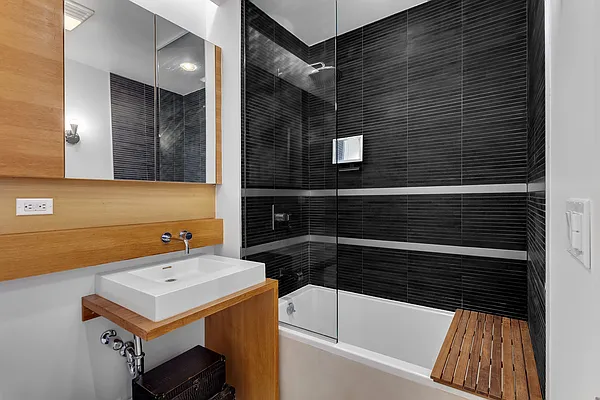 Sold by Compass | media 6