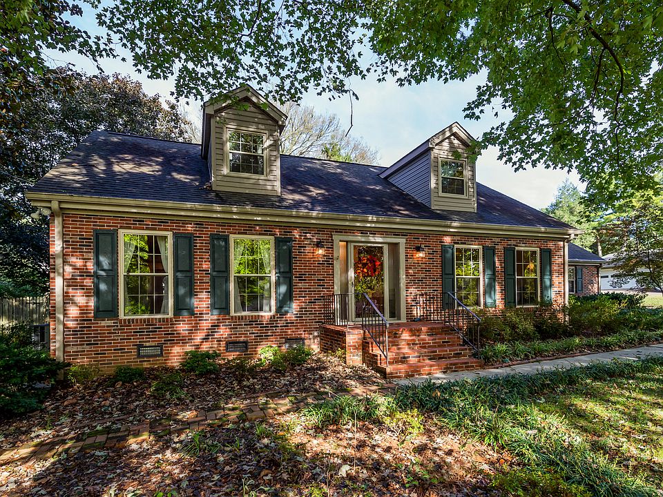 1st image of 8625 Wimbledon Dr #5