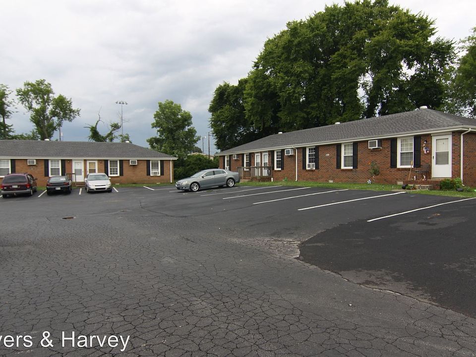 1st image of 103 Northway Dr APT A