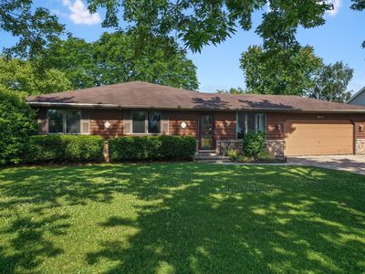 2440 Meadow Park Dr, Green Bay, WI, 54311
