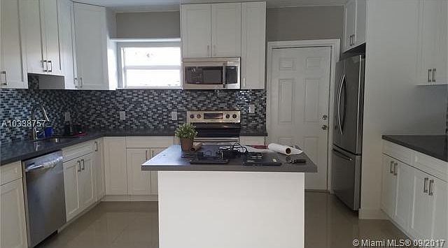 2nd image of 1020 SW 4th St