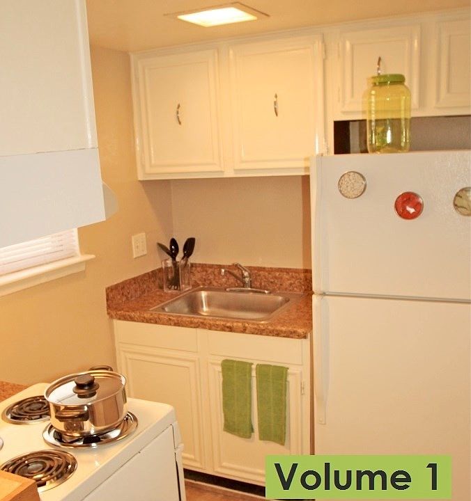 2nd image of 2506 Manor Rd APT 111