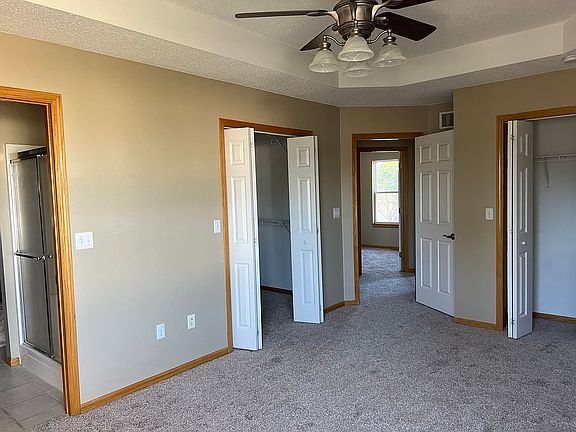 5th image of 1406 Summit Crest Ct