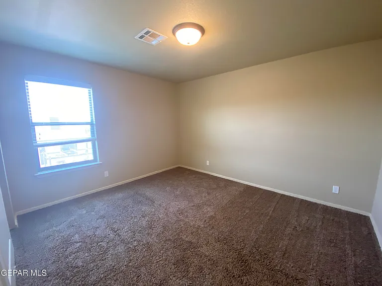 408 La Puesta Dr — Photo 9
