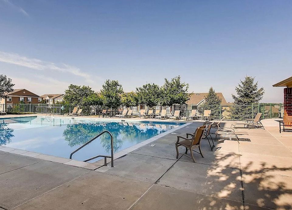 On Site Pool - no fee to access