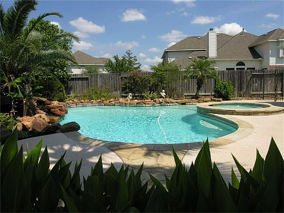 2nd image of 12018 Snowcrest Ct
