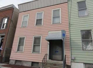 423 1st St #1, Troy, NY 12180