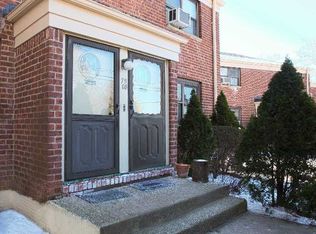 7508 Springfield Blvd, Bayside, NY 11364