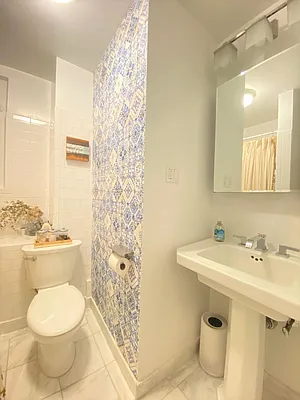 Rented by CitySites Real Estate Group | media 25