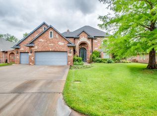 3638 Edgewater Dr, Enid, OK 73703